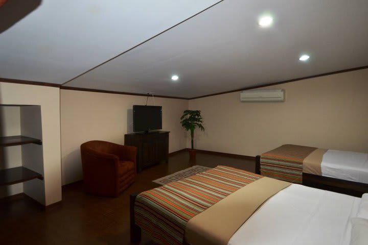 Habitación con televisión