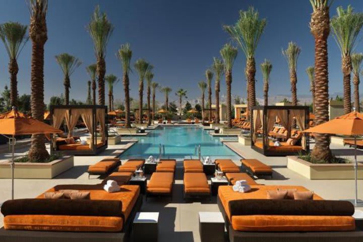 Outdoor pool at Aliante Station Hotel in Las Vegas