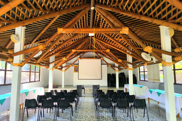 Interior de un salón de eventos