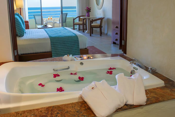 Room with jacuzzi