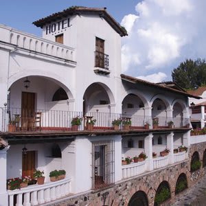 Posada de la Mision Hotel Museo Jardin