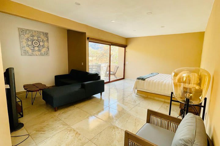 Master suite with balcony mountain view