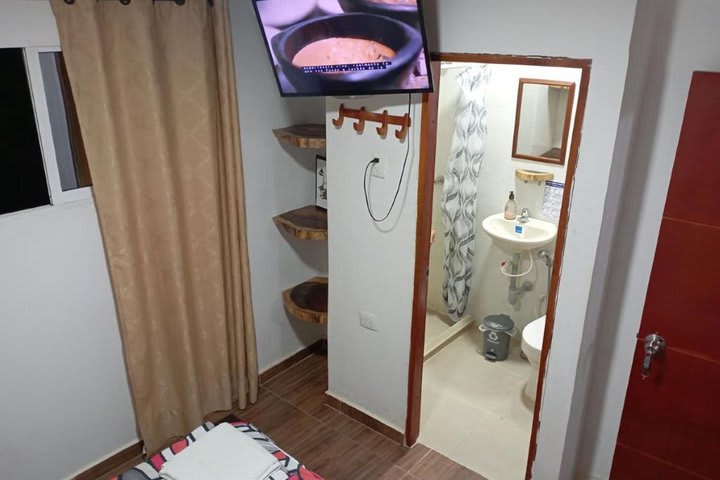 Habitación con baño privado