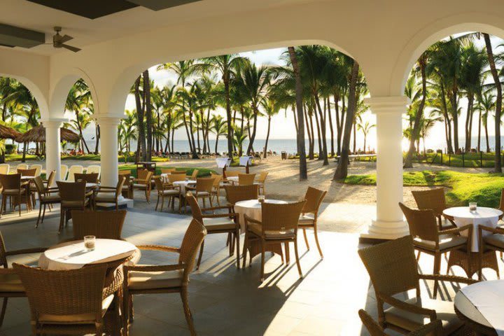 Restaurant with beach view