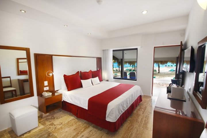 All rooms include a minni-refrigerator and LCD TV