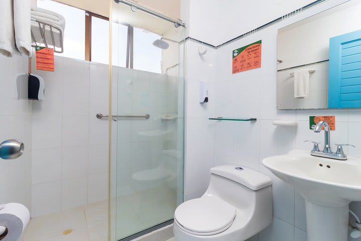 Baño privado de una habitación superior