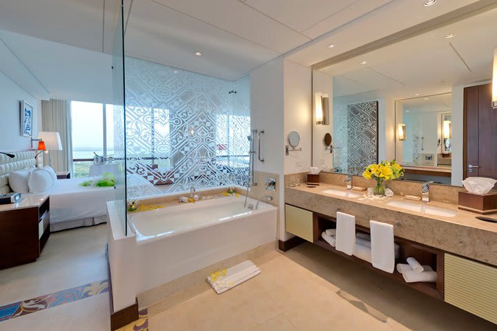 Tub in a suite