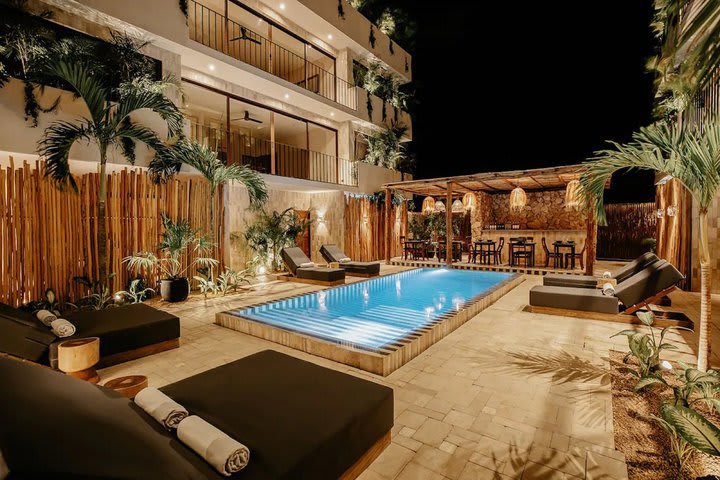 Night view of the pool