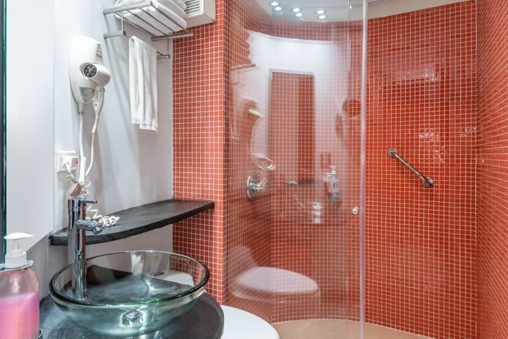 Baño de una habitación