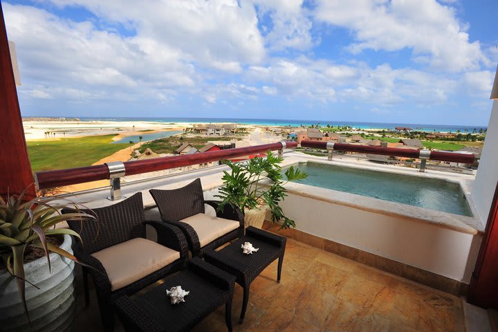 Guest room with a Jacuzzi on the terrace