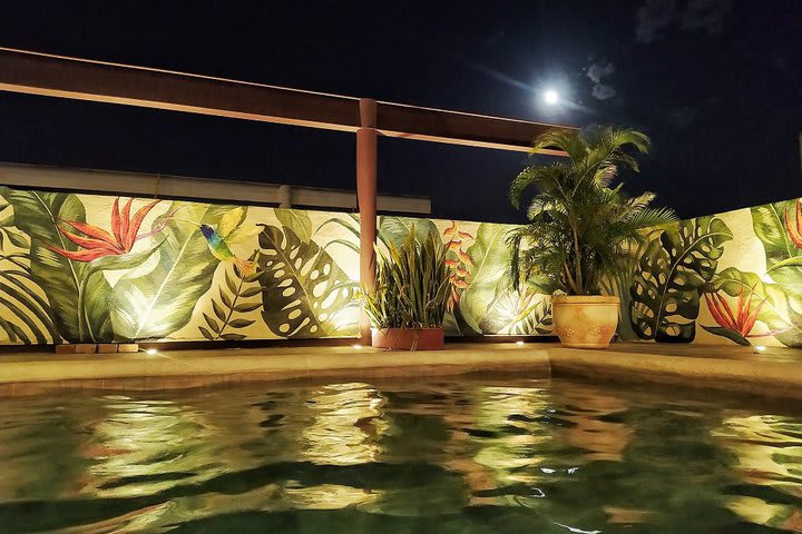 Piscina de noche