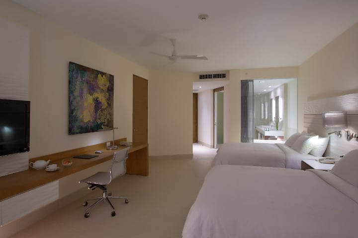 Junior suite with balcony