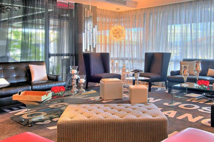 Lounge area