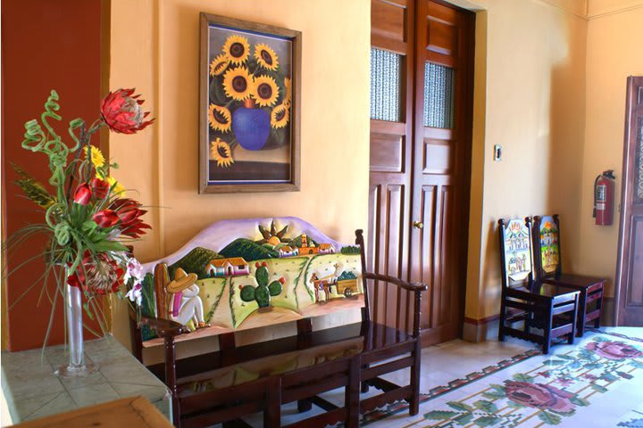 Handicrafts furniture at Hotel del Peregrino in Merida