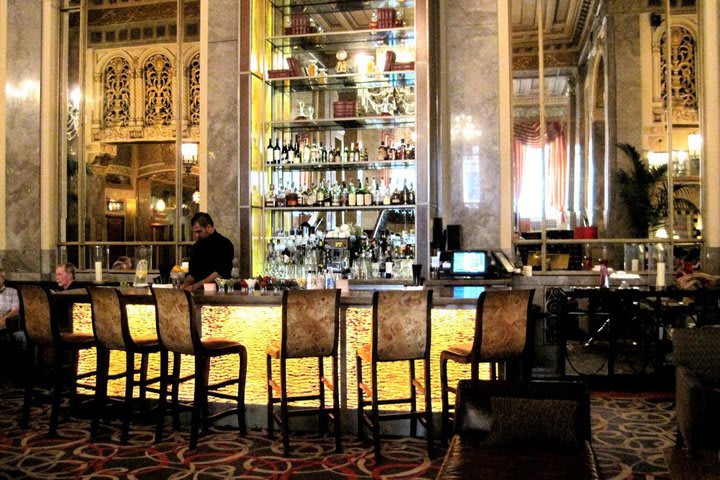 Bar en Sir Francis Drake, a Kimpton Hotel