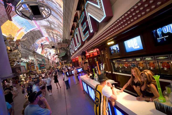 Golden Gate Hotel & Casino está en la calle Fremont