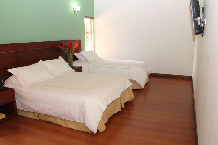 Habitación Doble con una cama matrimonial o dos camas individuales