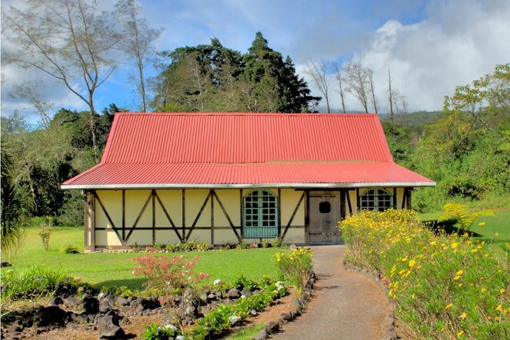 Hotel Chalet El Tirol se encuentra en los alrededores de San Rafael