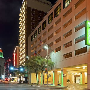 Holiday Inn San Antonio - Riverwalk, an IHG Hotel