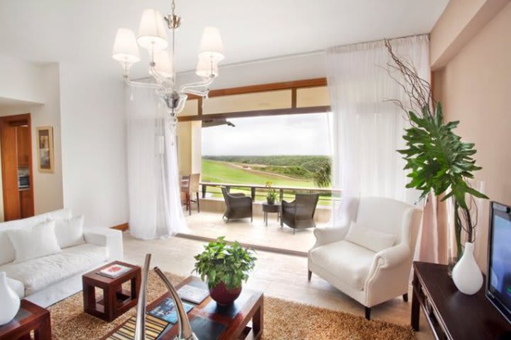 Residencia con vista al campo de golf de Los Altos Club