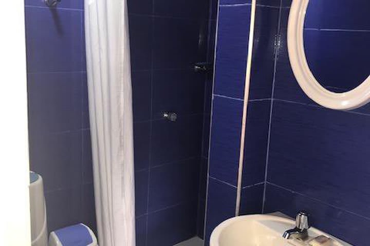 Baño con ducha