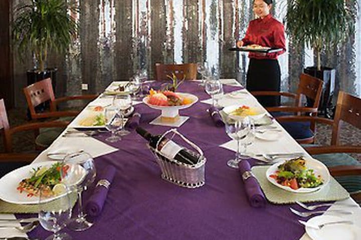 Restaurant at the Mercure Wanshang hotel in Beijing