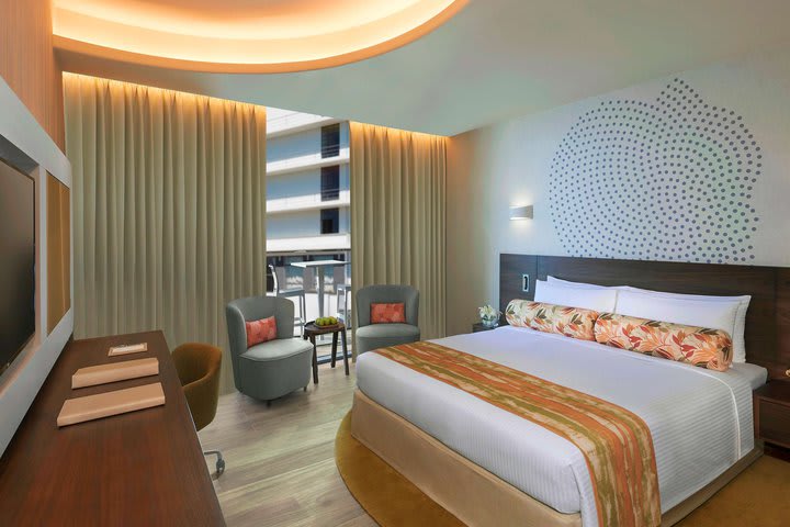 Deluxe Room, King Bed Or Two Single Beds, Palm Jumeirah Sea View, Beach Access