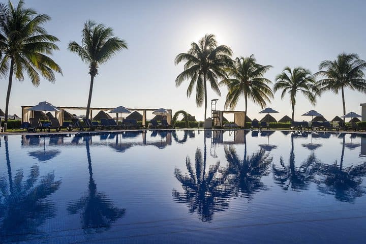 Located on the beach in Punta Coral, in the Puerto Morelos area