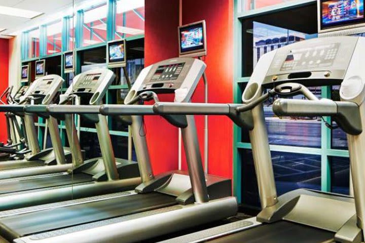 Fitness center at Las Vegas Marriott