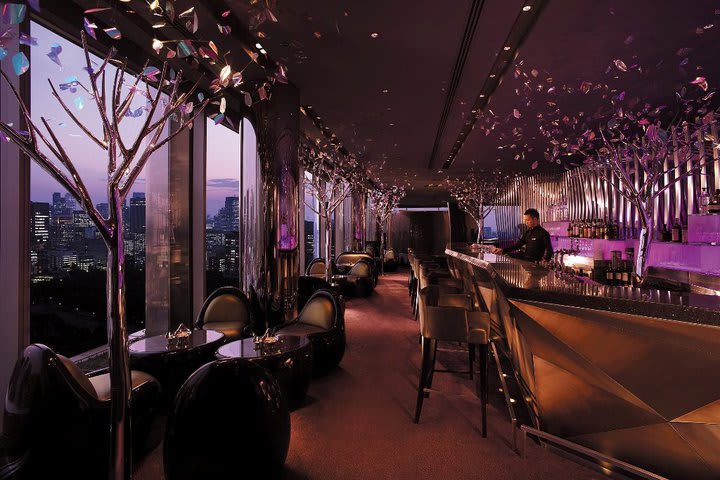 Bar tipo lounge en el hotel The Peninsula en Tokio