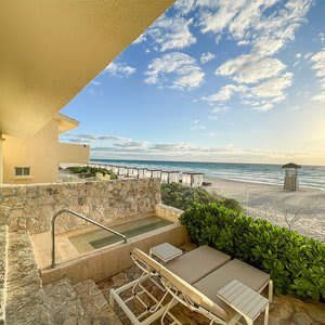 The Villas Cancun by Grand Park Royal