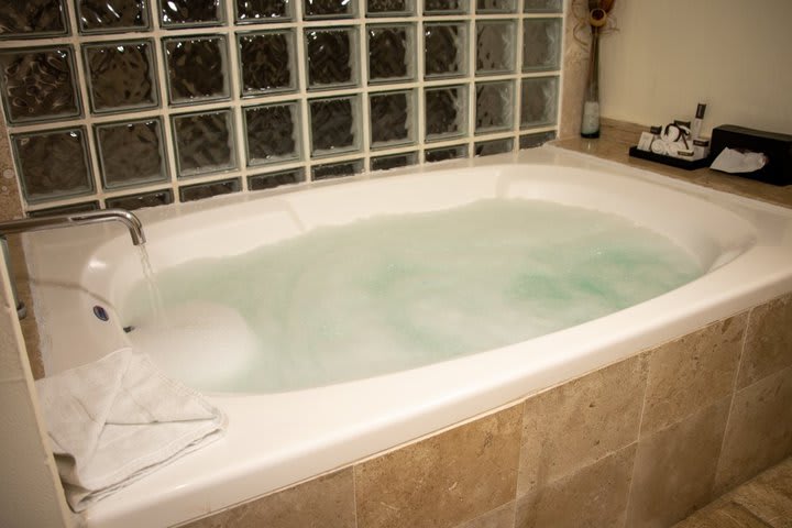 Some rooms have a whirlpool tub