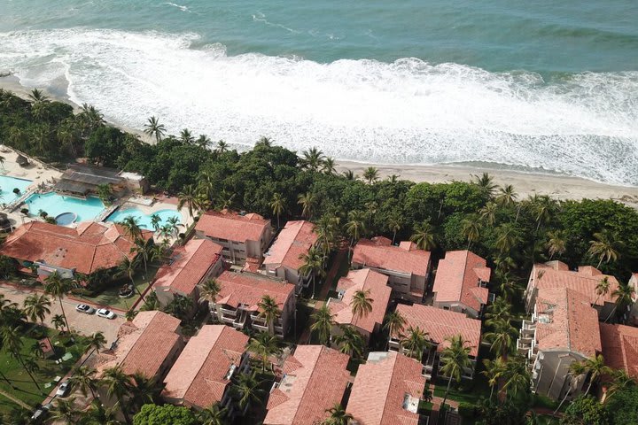 Hotel frente al mar