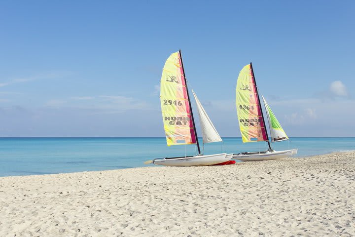 Veleros en la playa