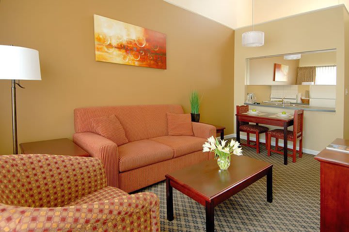 Suites at the Robson Suites are equipped with work desk