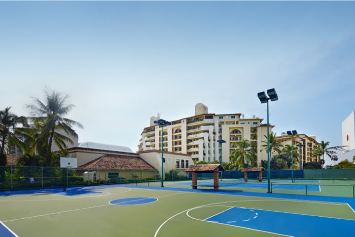 Multipurpose court