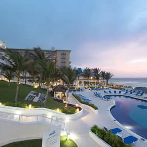 Golden Parnassus Resort & Spa - Adults Only