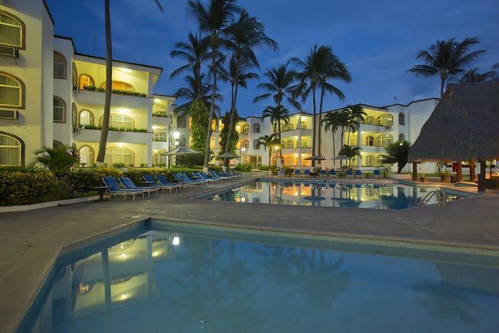 Vista Vallarta All Suites on the Beach