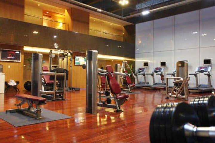 El InterContinental Beijing Financial Street cuenta con gimnasio