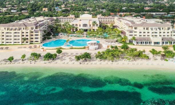 Iberostar Waves Rose Hall Beach