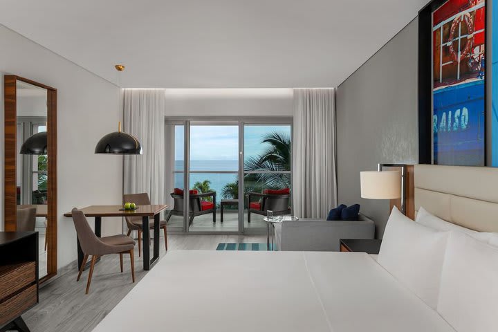 King room with partial ocean view