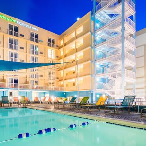 Holiday Inn Express & Suites Nassau, an IHG Hotel