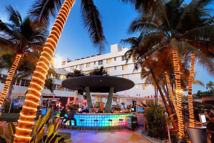 One of the bars by the main pool at the Clevelander Hotel
