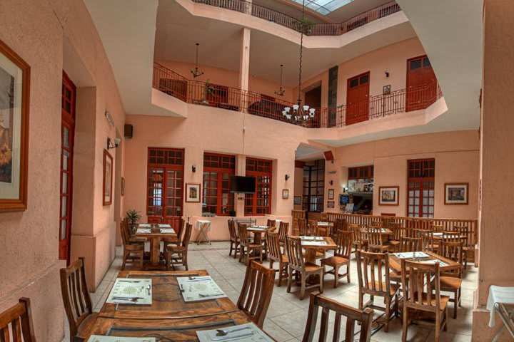 El hotel San Ángel Puebla cuenta con un restaurante