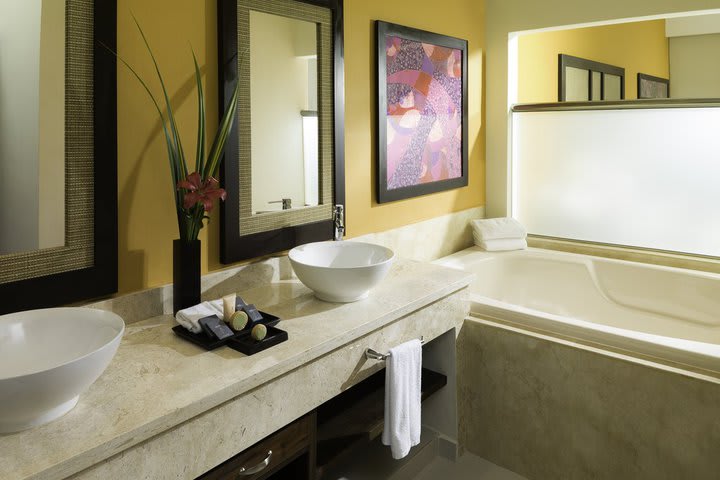 Bathroom of a premium junior suite