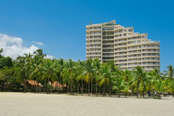 Vista del hotel desde la playa