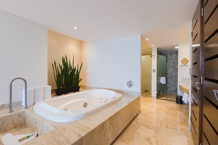 Bañera de una master suite