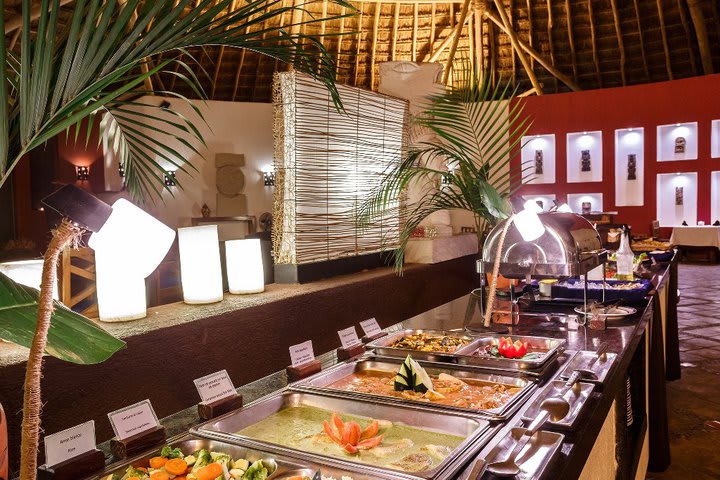 Paraíso restaurant offers buffet service