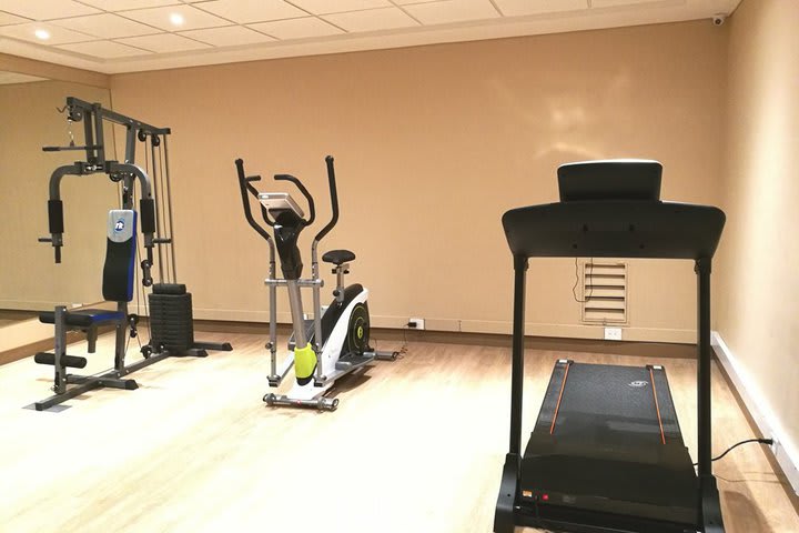 Fitness center with cardiovascular equipment