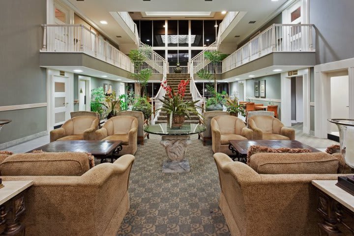 Lobby del hotel Holiday Inn Express San Francisco - Airport South